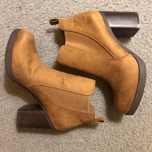 Tan/Brown booties